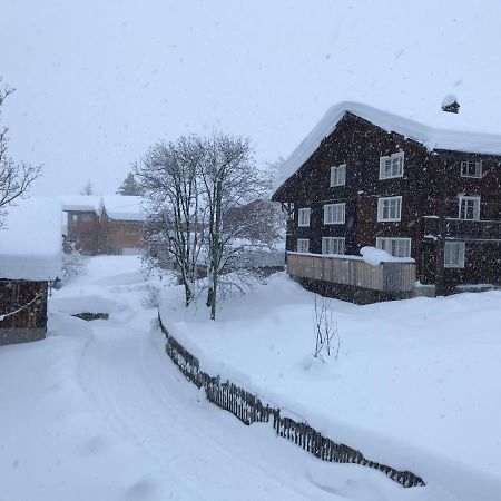 Tgesa Felici Apartment Sedrun Exterior foto
