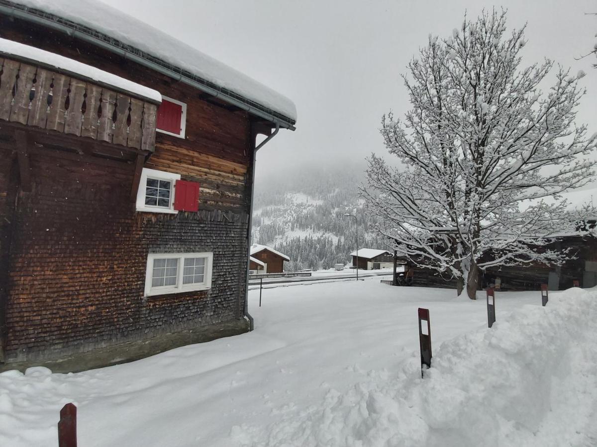 Tgesa Felici Apartment Sedrun Exterior foto
